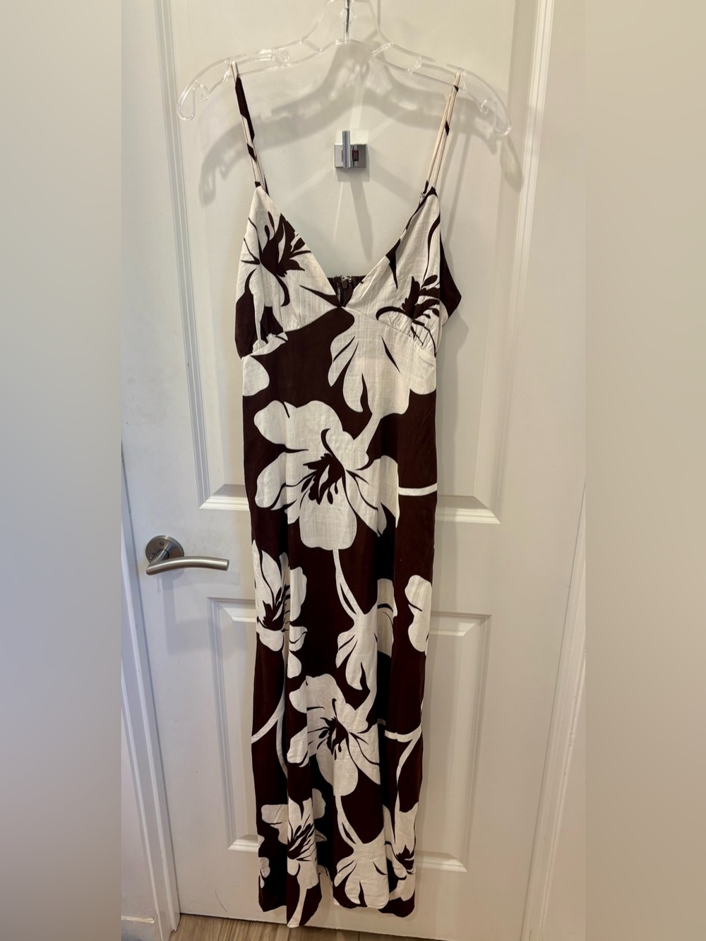 NWT Paper heart Brown and White tropical Floral linen blend Slip Dress- XS